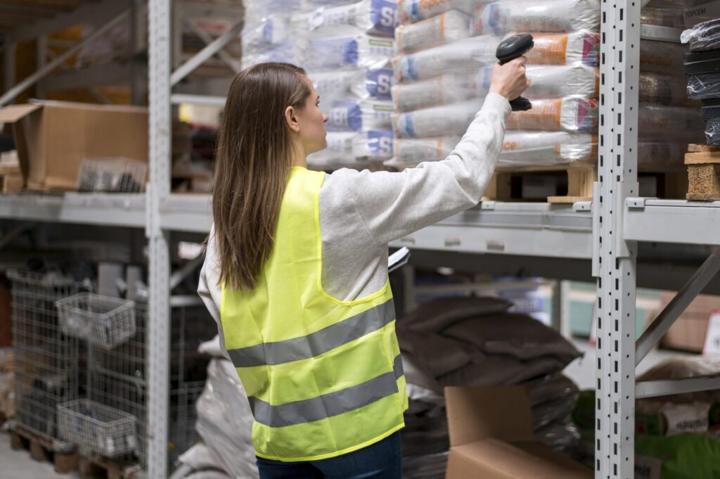 How Warehouse Inventory Management Software Improves Supply Chain